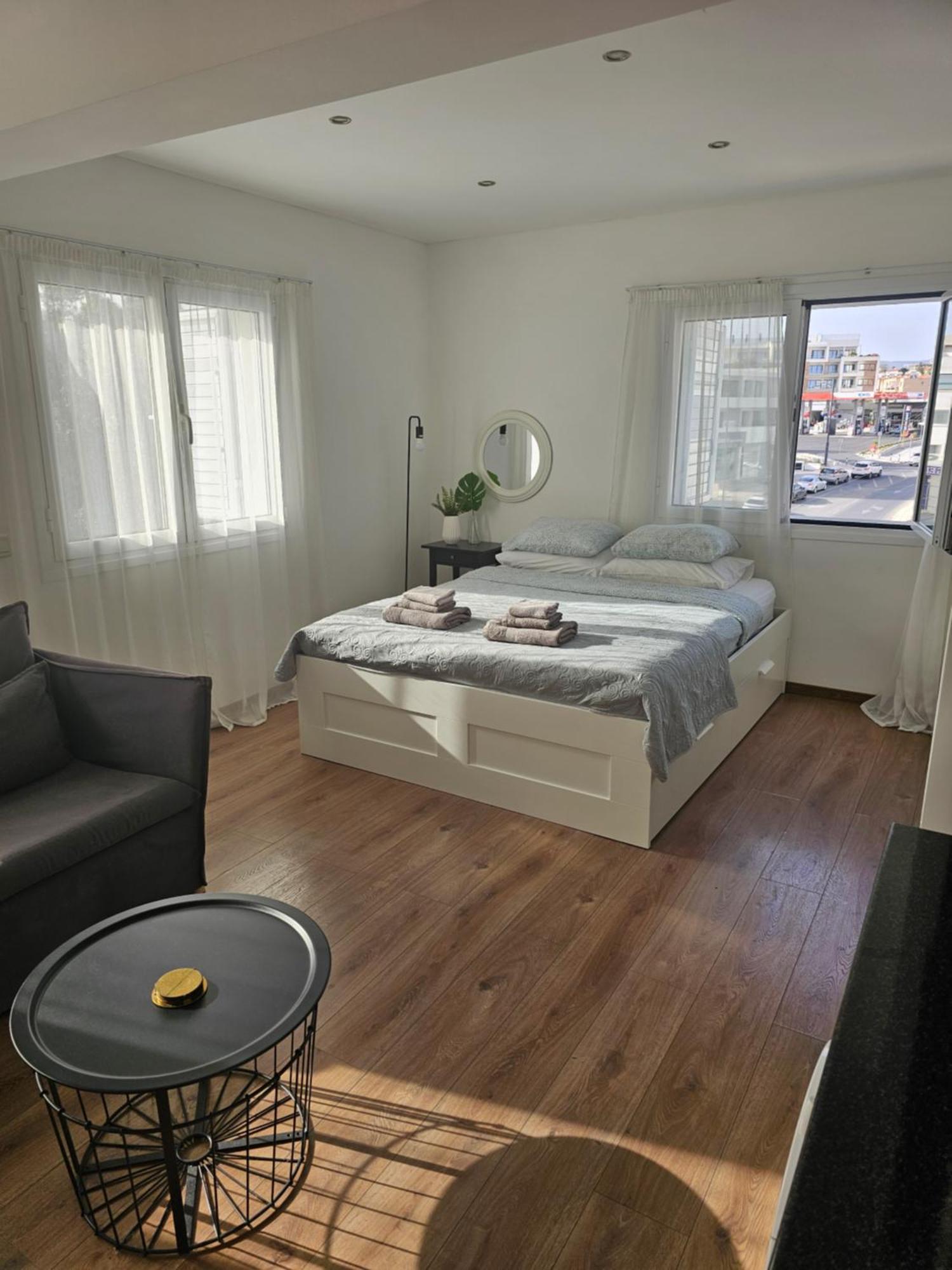 City Center Apartments Paphos Eksteriør billede