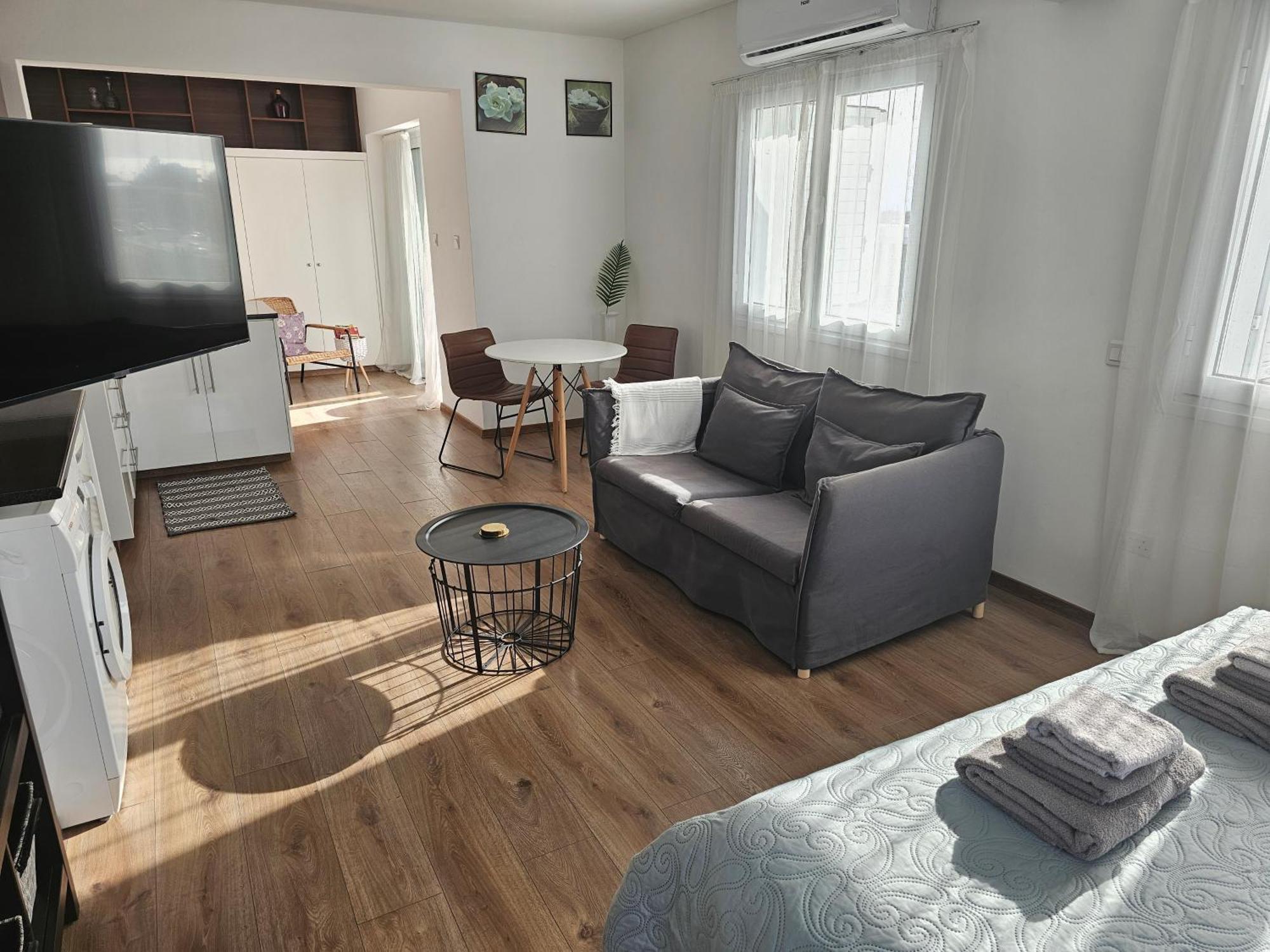 City Center Apartments Paphos Eksteriør billede