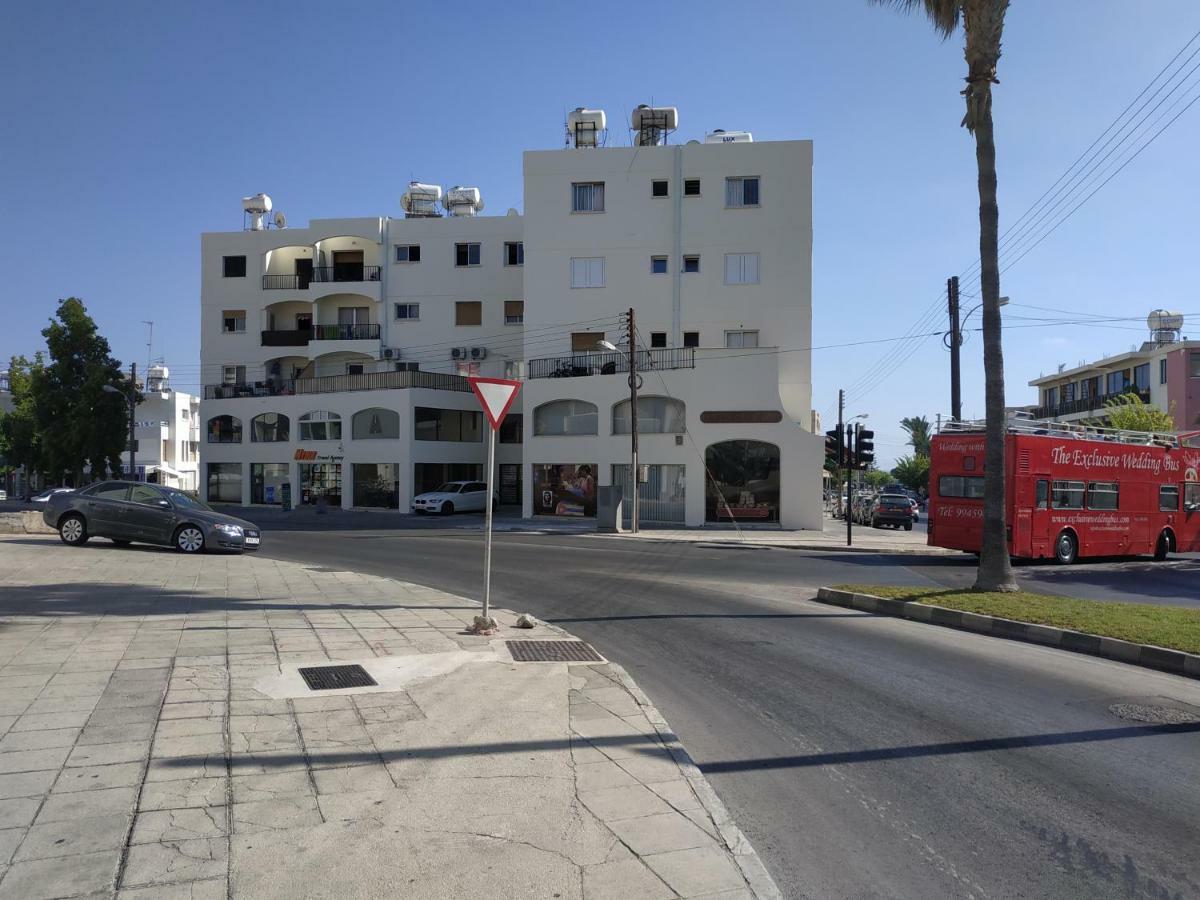 City Center Apartments Paphos Eksteriør billede